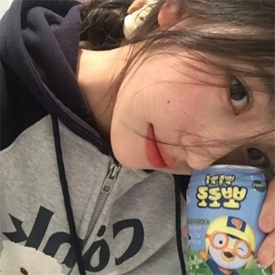 黑暗中的十个女人